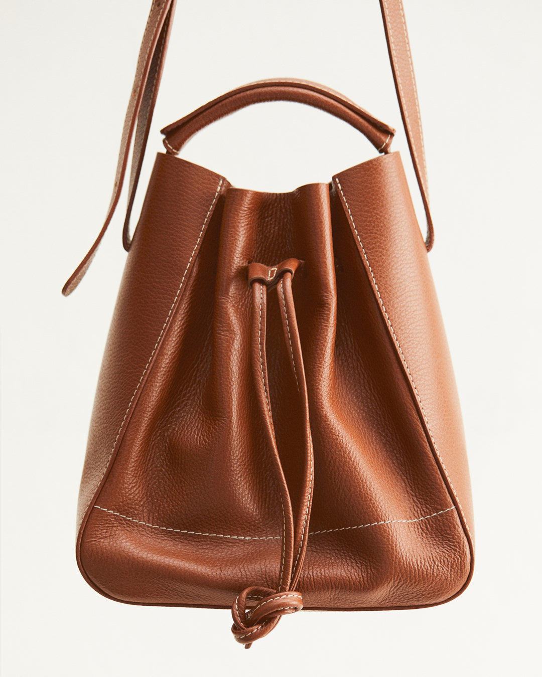 Bo Bucket Leather Cognac