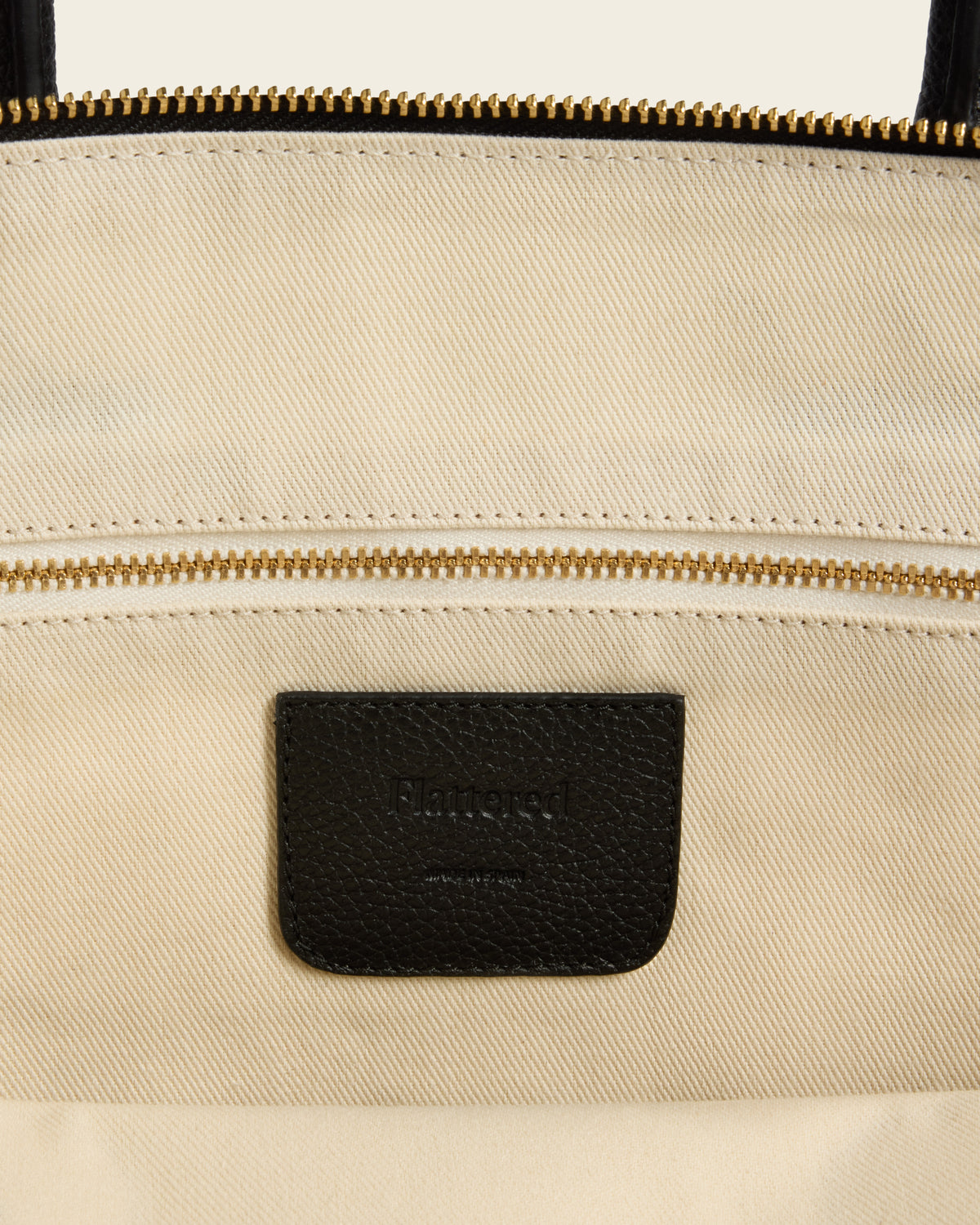 Des Portfolio Bag Grained Leather Black