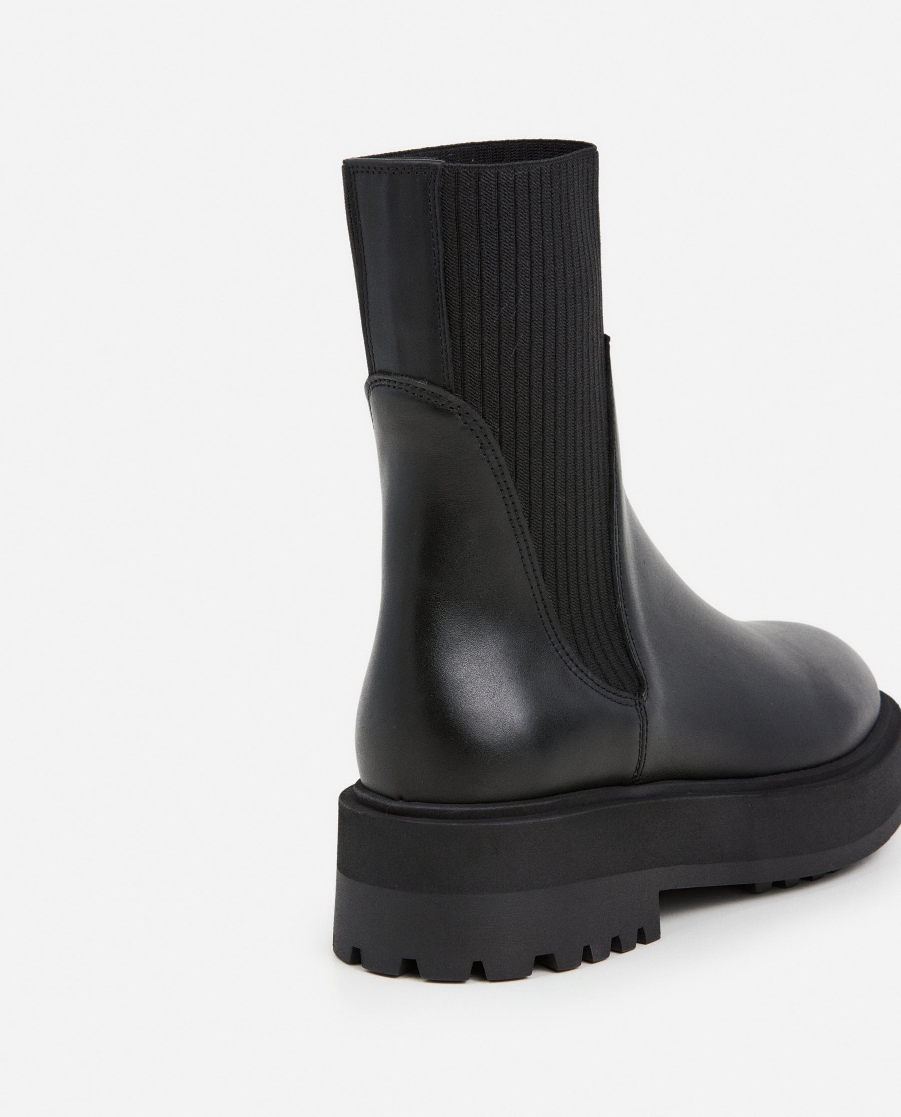 Aurora Leather Black
