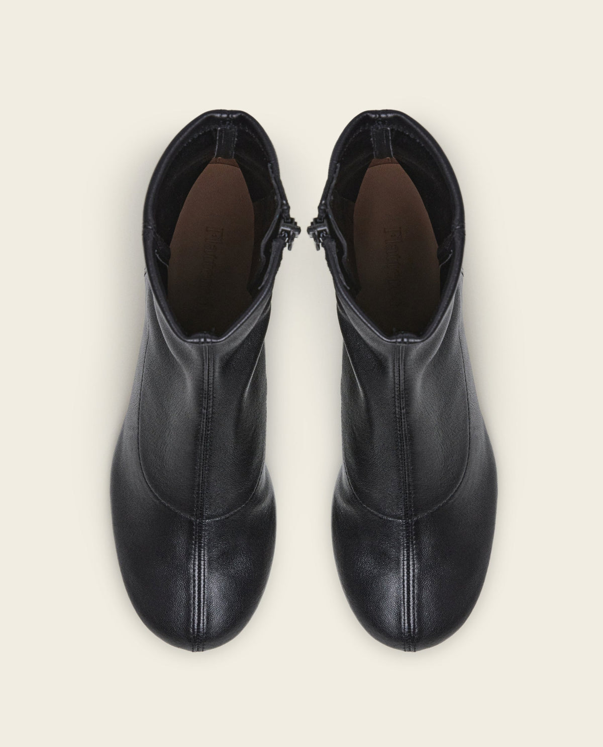 Ember Leather Black