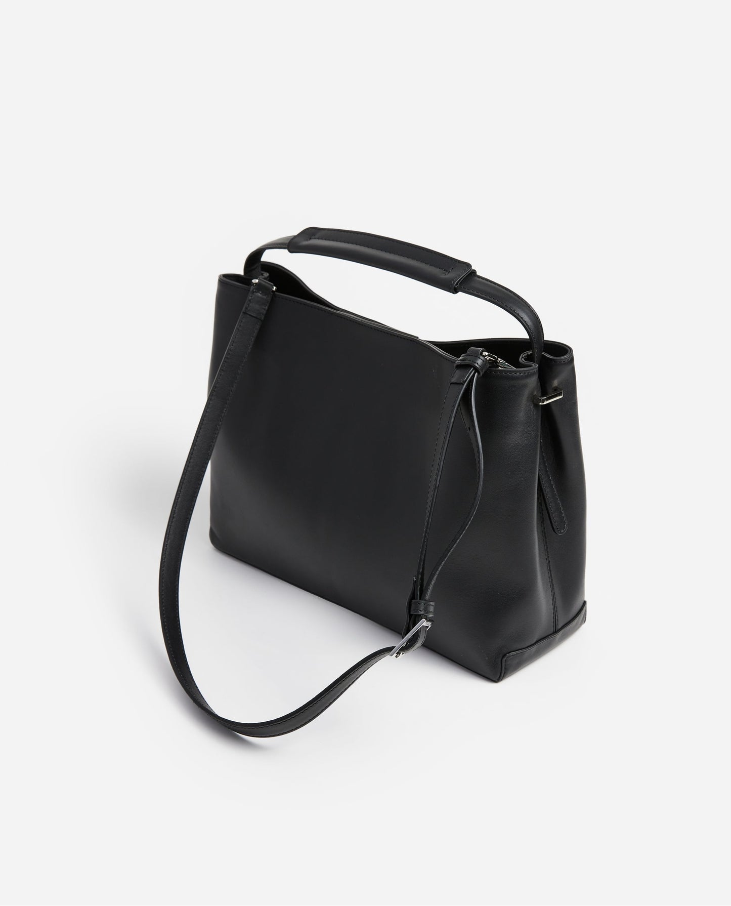 Harper Grande Handbag Leather Black